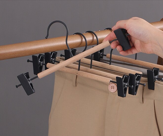 Classic Hanger Rack with Clips
