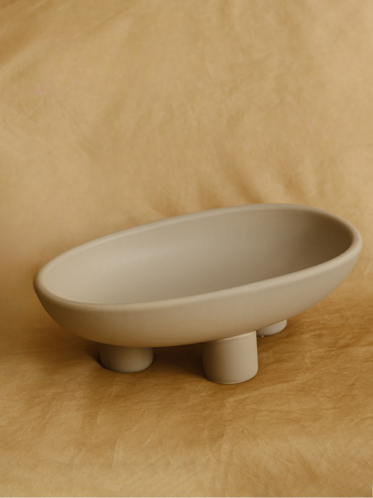 Small Three-Legs Ceramic Dish
