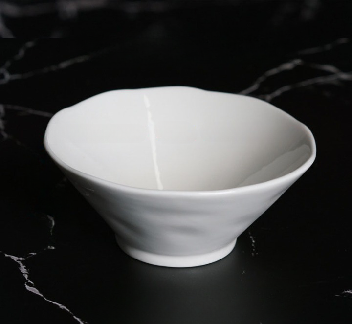 White Ceramic Wavy Bowls