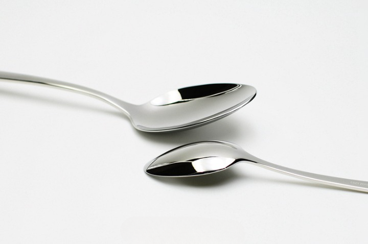 Classic Cutlery Set (24 Pieces)