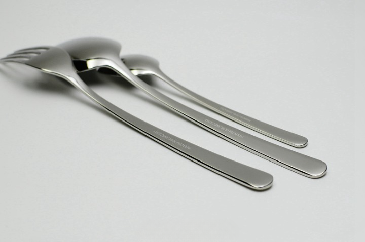 Classic Cutlery Set (24 Pieces)