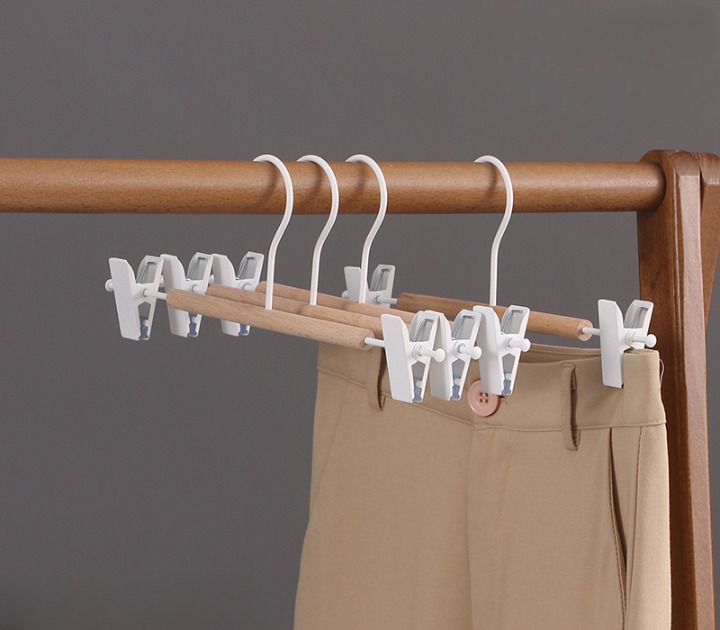 Classic Hanger Rack with Clips