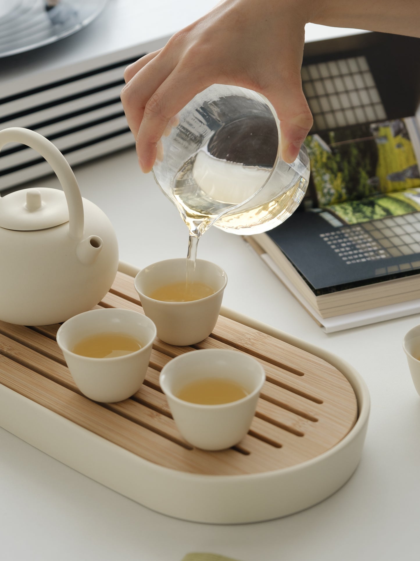 Minimalistic Tea Set