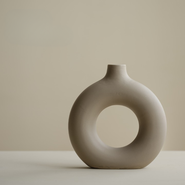 Hollow Shape Vase