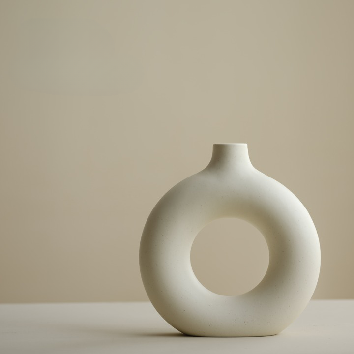 Hollow Shape Vase