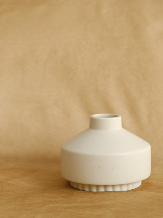 Mini Rounded Vase