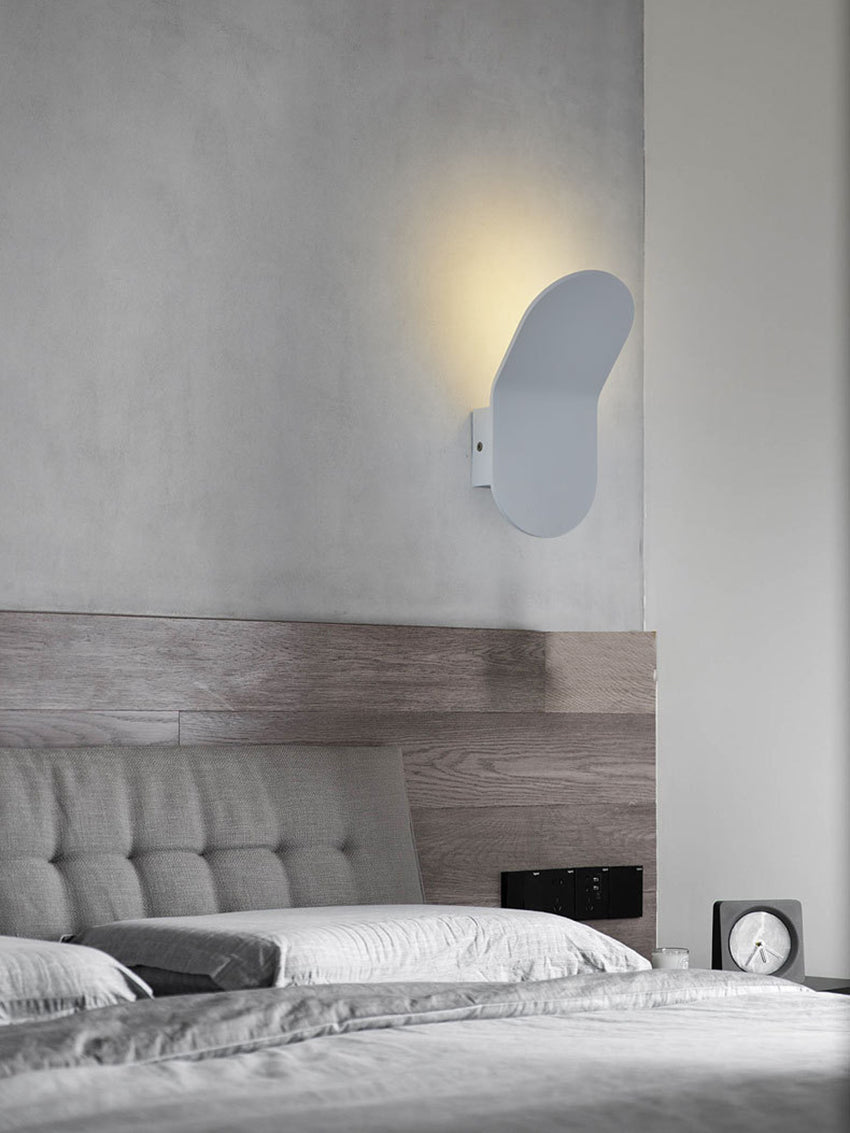 Minimalistic Wall Light