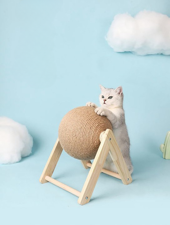 Cat Scratching Rotating Ball Toy
