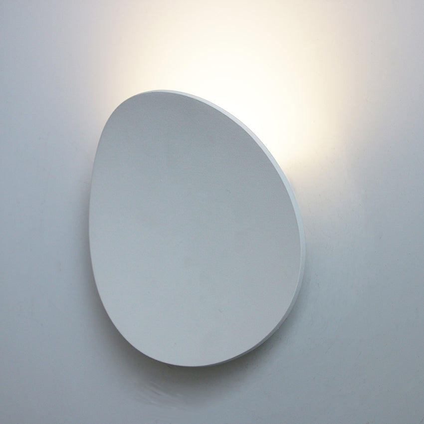 Minimalistic Wall Light