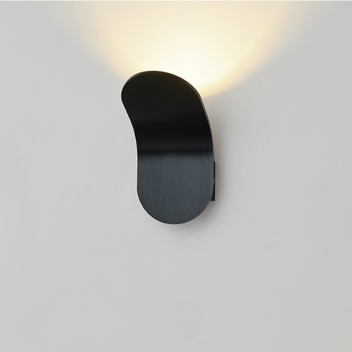 Minimalistic Wall Light