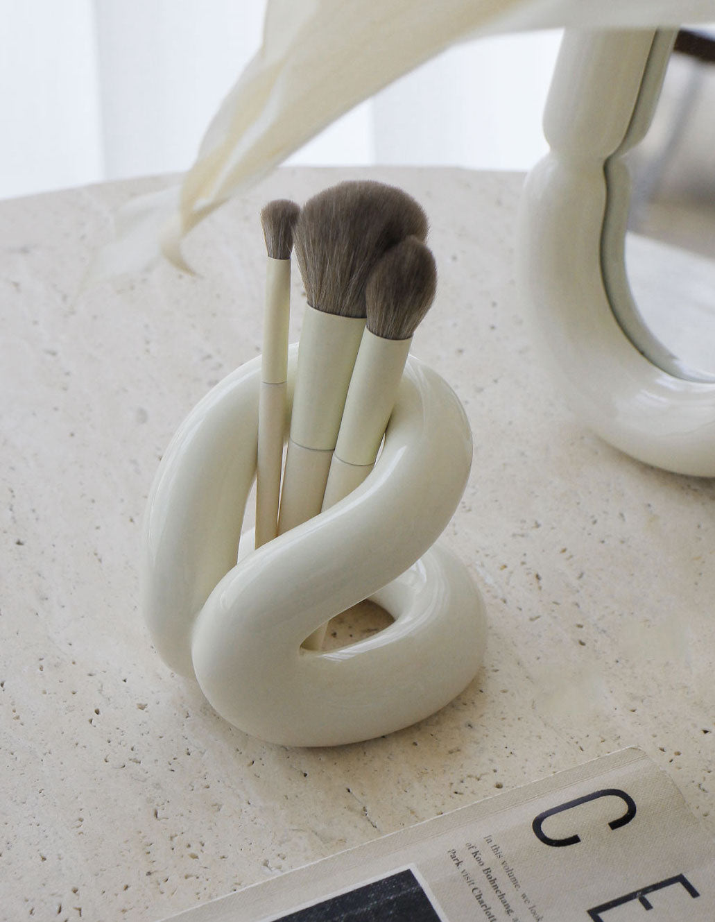 Ceramic Knot Pen Holders
