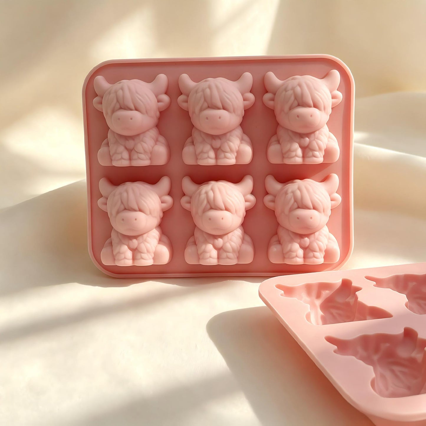 Mammoth Silicone Ice Cube Tray
