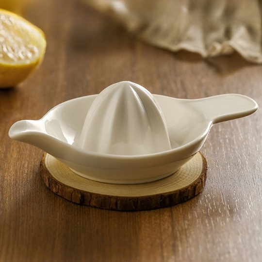 Ceramic Hand Citrus Juicer
