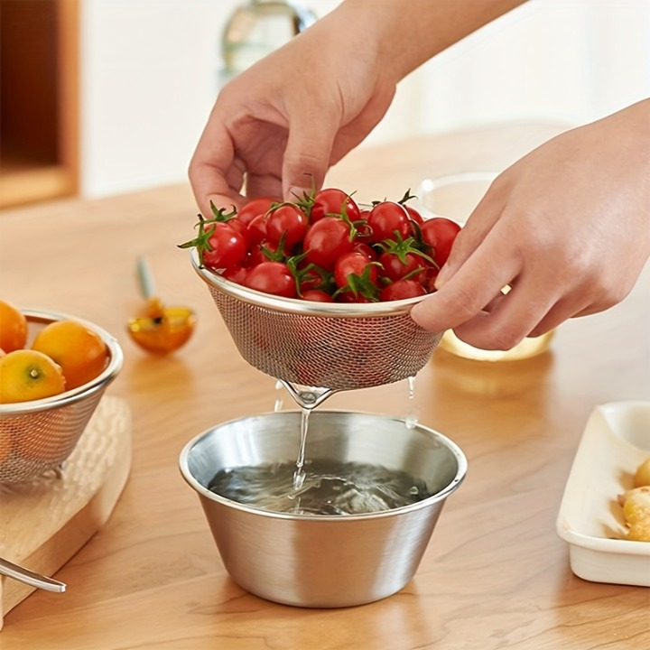 Metal Bowl with Strainer (2 in 1)
