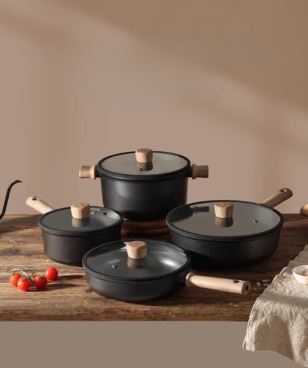 Pots, Pans & Utensil Sets (13, 16 or 18 Pieces)