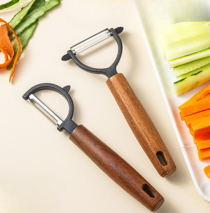 Vegetable Peeler with Wooden Handle