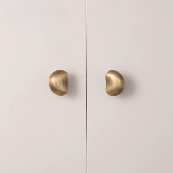 Irregular Retro Solid Brass Cabinet Knobs