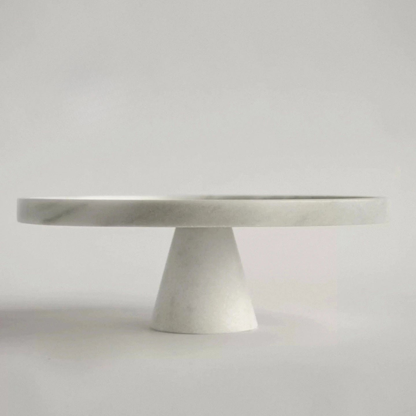 Light Lux Stone Cake Pastry Stand