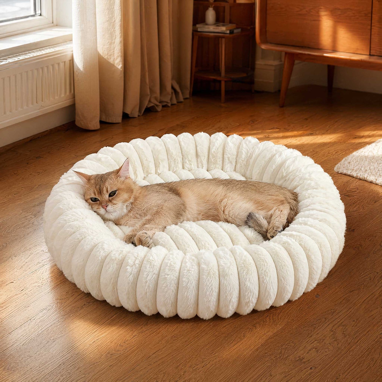 Classic Round Cats & Dogs Bed