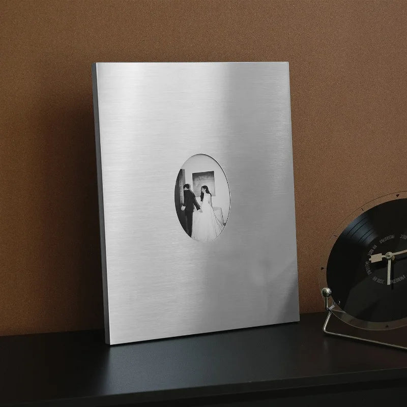 Magnetic Metal Wall-Mounted Picture Frame
