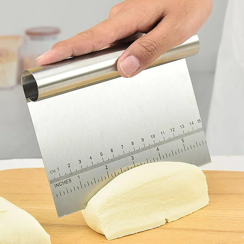 Metal Dough Cutters with Scale
