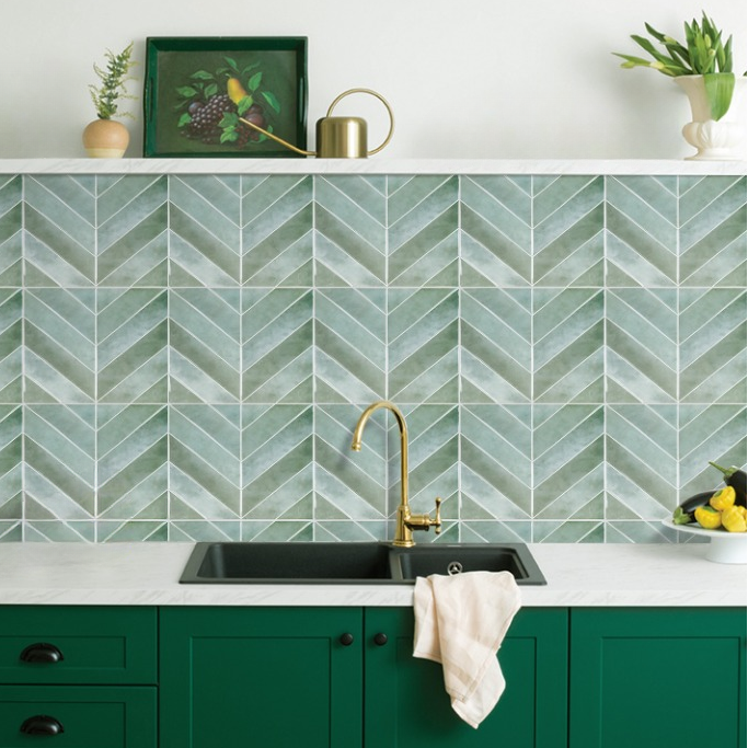 V-Shape Peel and Stick Tiles