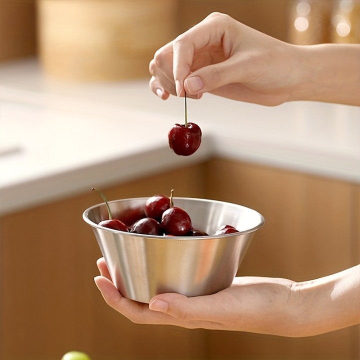 Metal Bowl with Strainer (2 in 1)