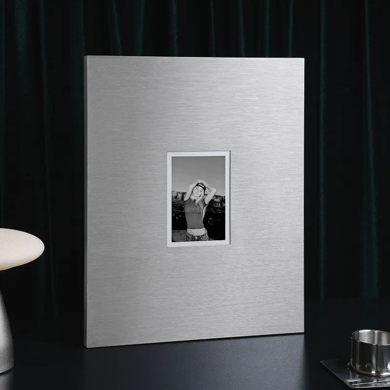 Magnetic Metal Wall-Mounted Picture Frame