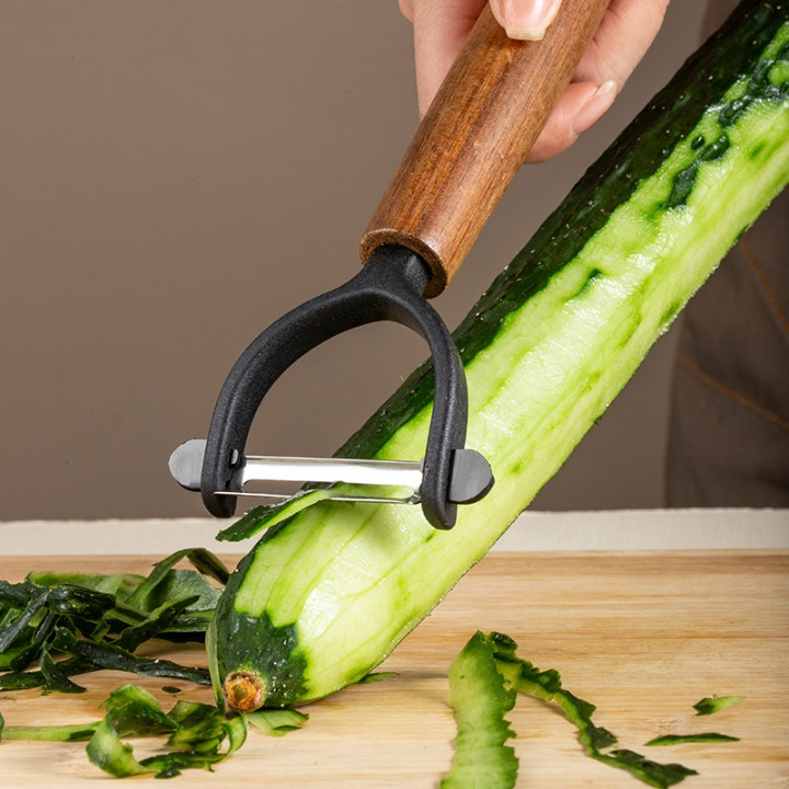 Vegetable Peeler with Wooden Handle