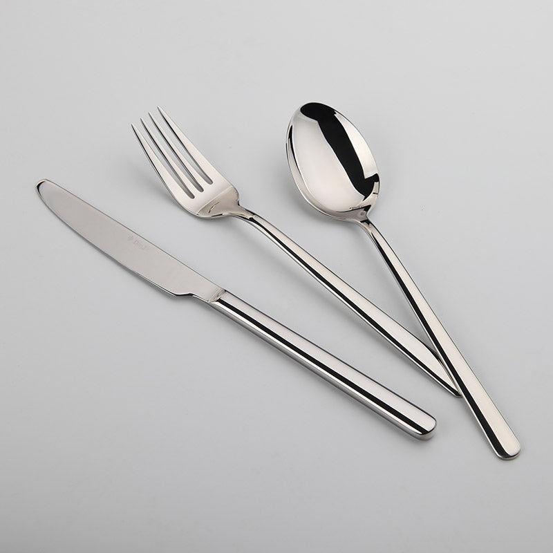 Classic Cutlery Set (24 Pieces)